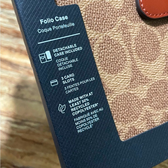 Coach Phonecase Brown Signature C Monogram Logo Folio Wallet Case  iPhone 15 Pro - Picture 8 of 9